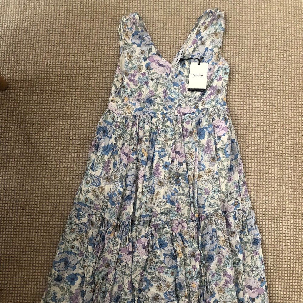 NWT En Saison Floral Midi Dress - Size M